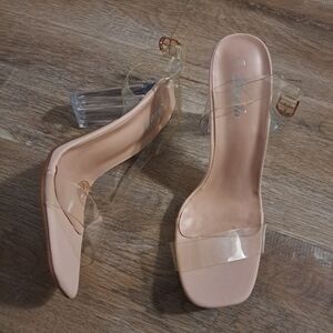 Sheln Cinderella Plexi Glass Slipper Shoes Beige Sole Gold Buckle Women Size 10